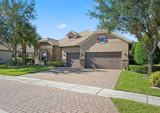 Photo 1 of Single family home for sale at 4279 Siena Cir, Wellington, FL 33414 | MLS# B26091917 | Listing updated on 2026-10-30