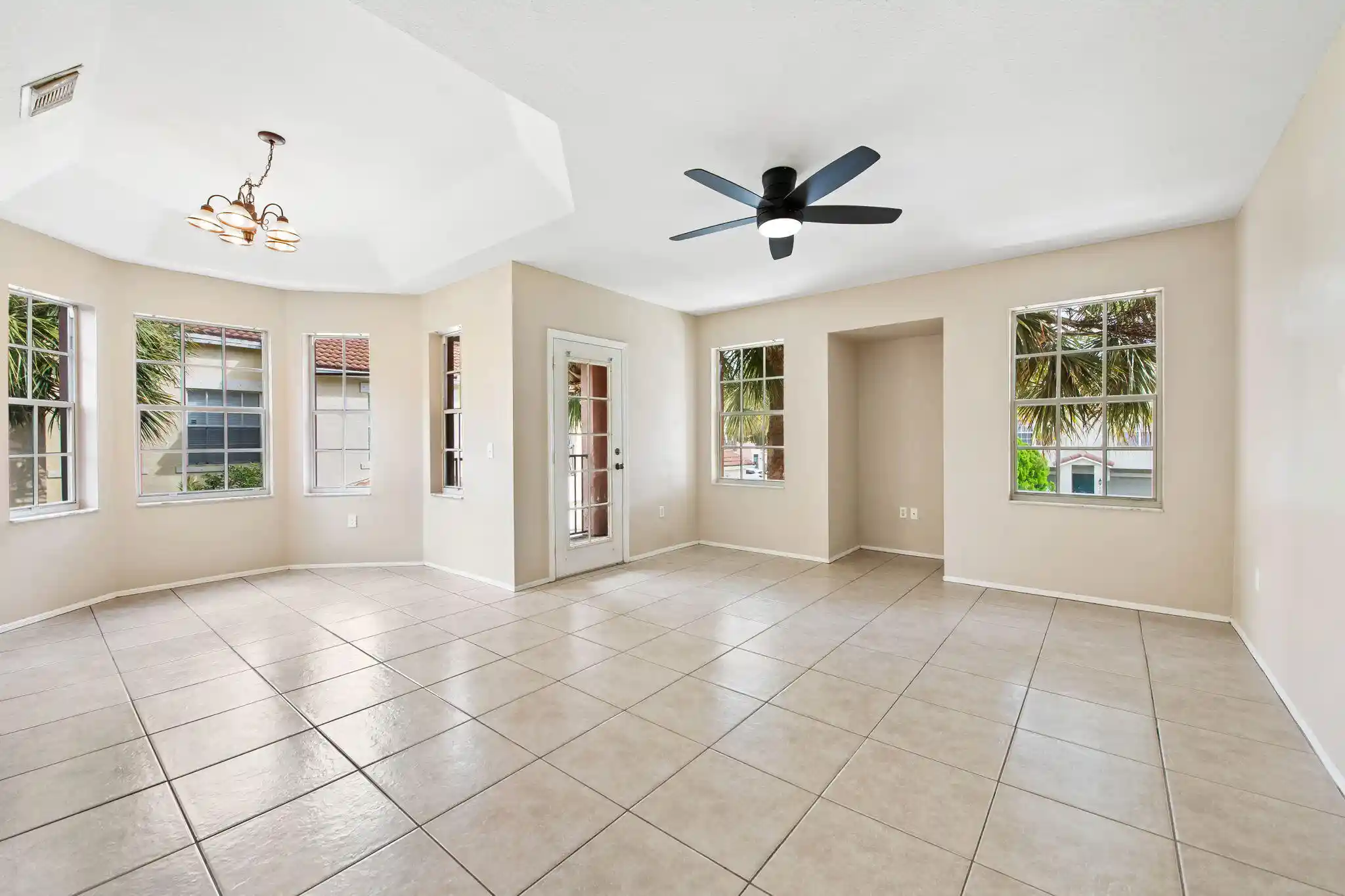Condo for sale at 1906 Belmont Pl, Boynton Beach, FL 33436 | MLS# B26092054