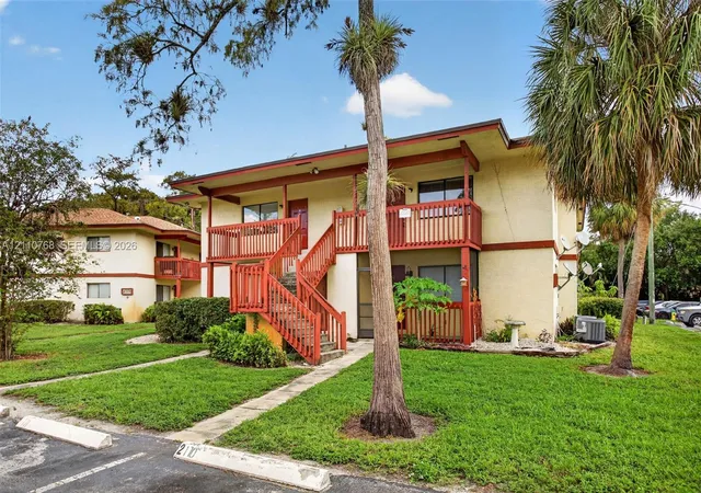 Listing Photo 2 - Condo for sale in building located at 2070 Nw 43Rd Ter, Lauderhill, FL 33313 - Unit #7