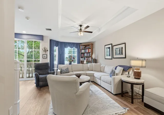Photo 2 of Townhouse for sale at 11796 Valencia Gdns Ave, Palm Beach Gardens, FL 33410 | MLS# B26092172 | Listing updated on 2026-10-30