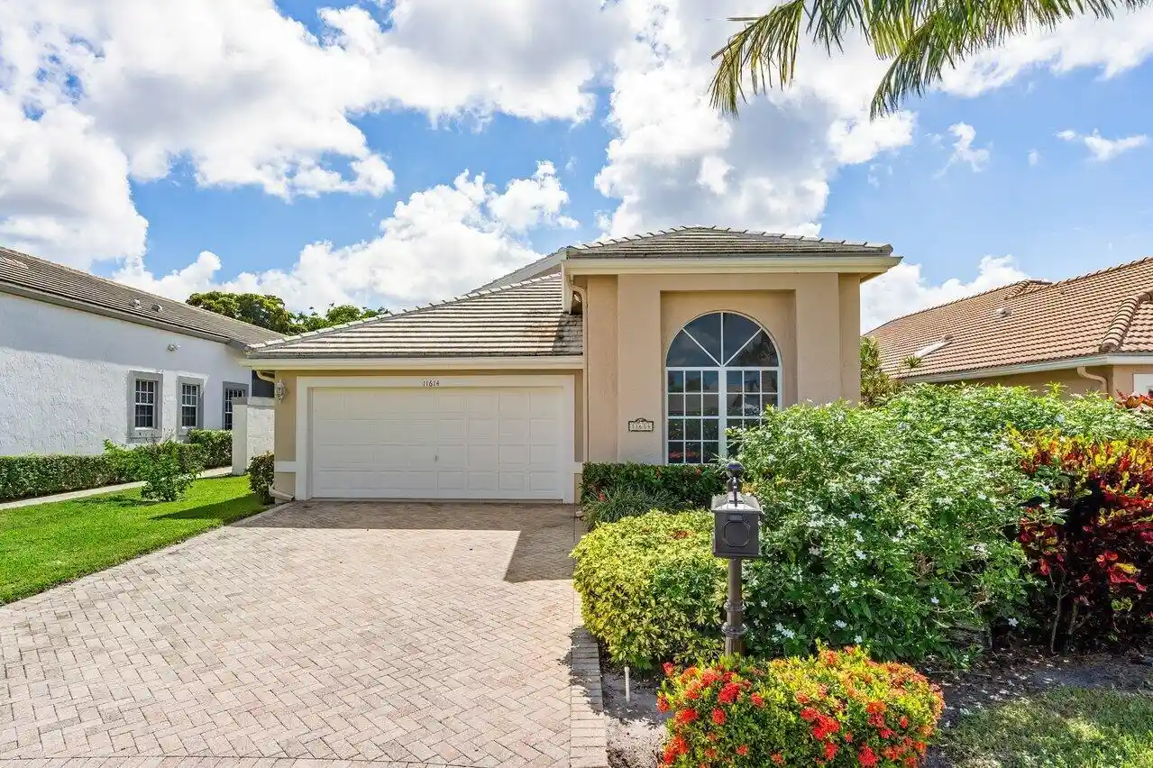 Photo 1 of Single family home for sale at 11614 Creekside Dr, Boynton Beach, FL 33437 | MLS# B26092198 | Listing updated on 2026-10-28