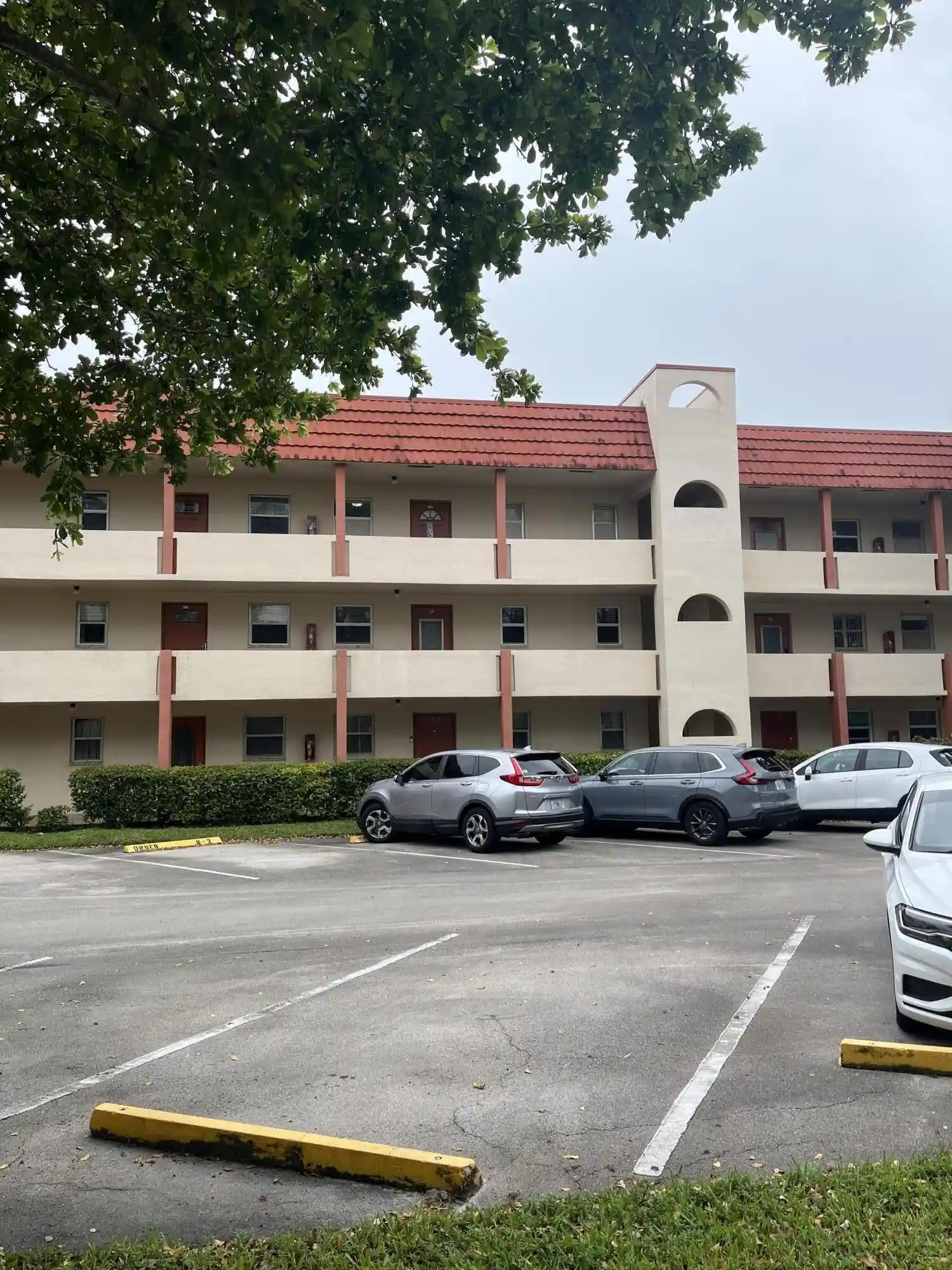 Condo for sale at 2600 Sunrise Lakes Dr W #204, Sunrise, FL 33322 | MLS# B26092230