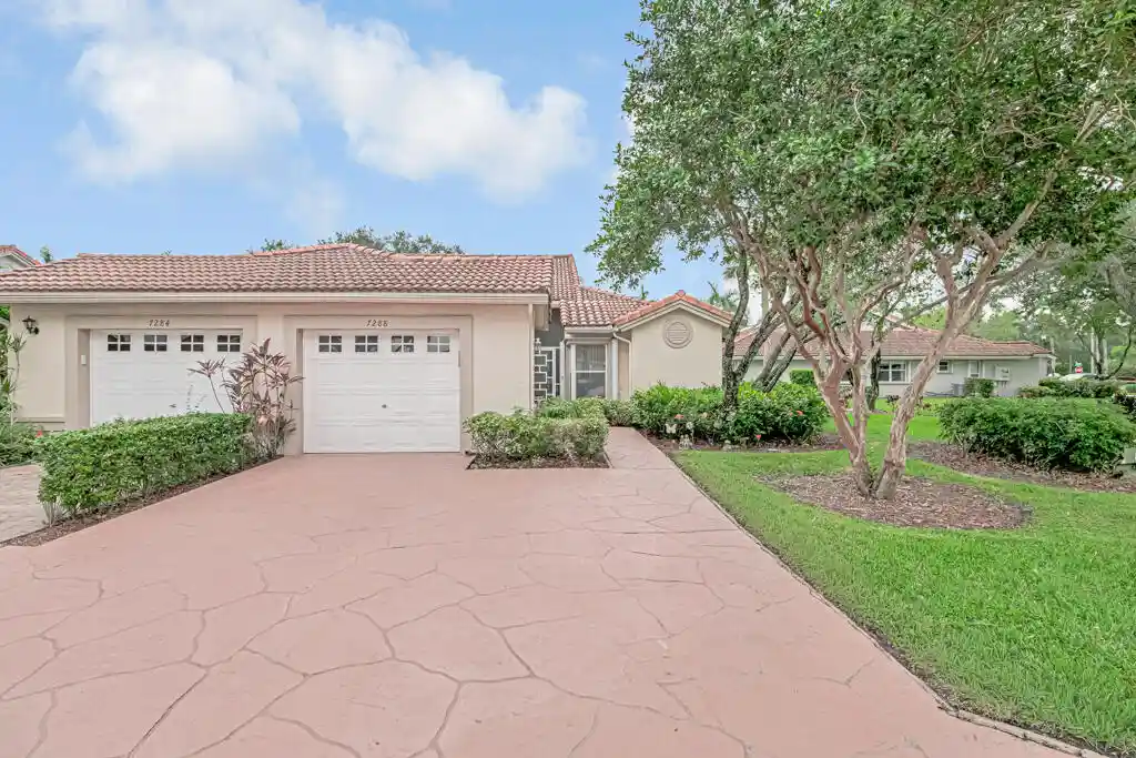 Photo 1 of Single family home for sale at 7288 Summer Tree Dr, Boynton Beach, FL 33437 | MLS# B26092249 | Listing updated on 2026-10-25