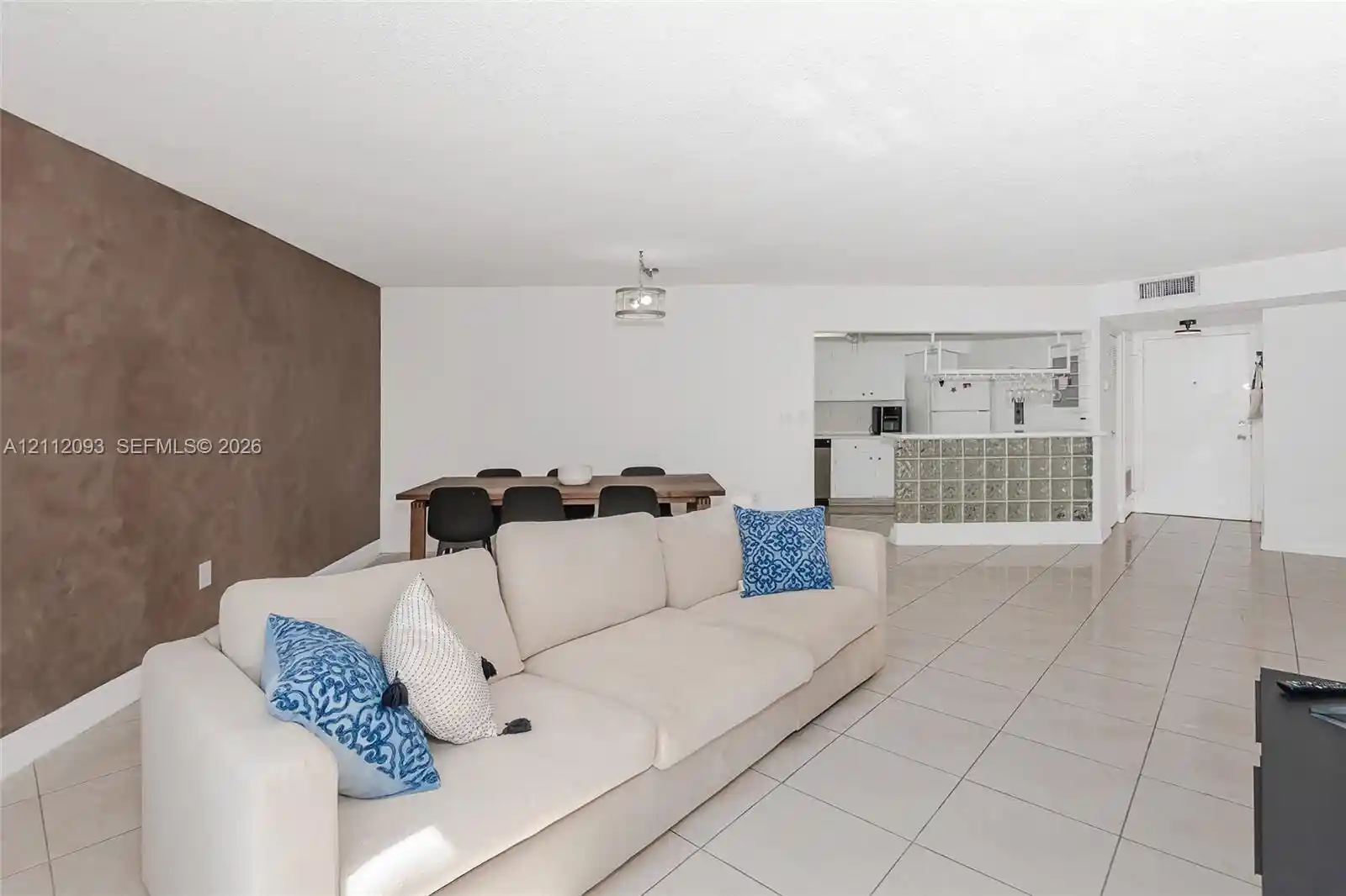 Photo 1 of Condo for sale at 2750 Ne 183rd Street #1612, Aventura, FL 33160 | MLS# A12112093 | Listing updated on 2026-10-24