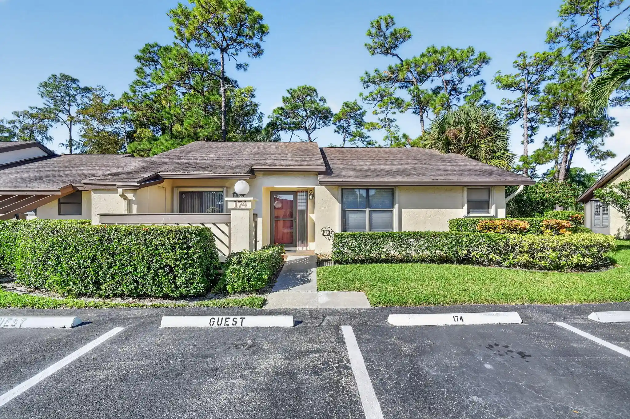 Single family home for sale at 174 Sarita Ct, Royal Palm Beach, FL 33411 | MLS# B26092349