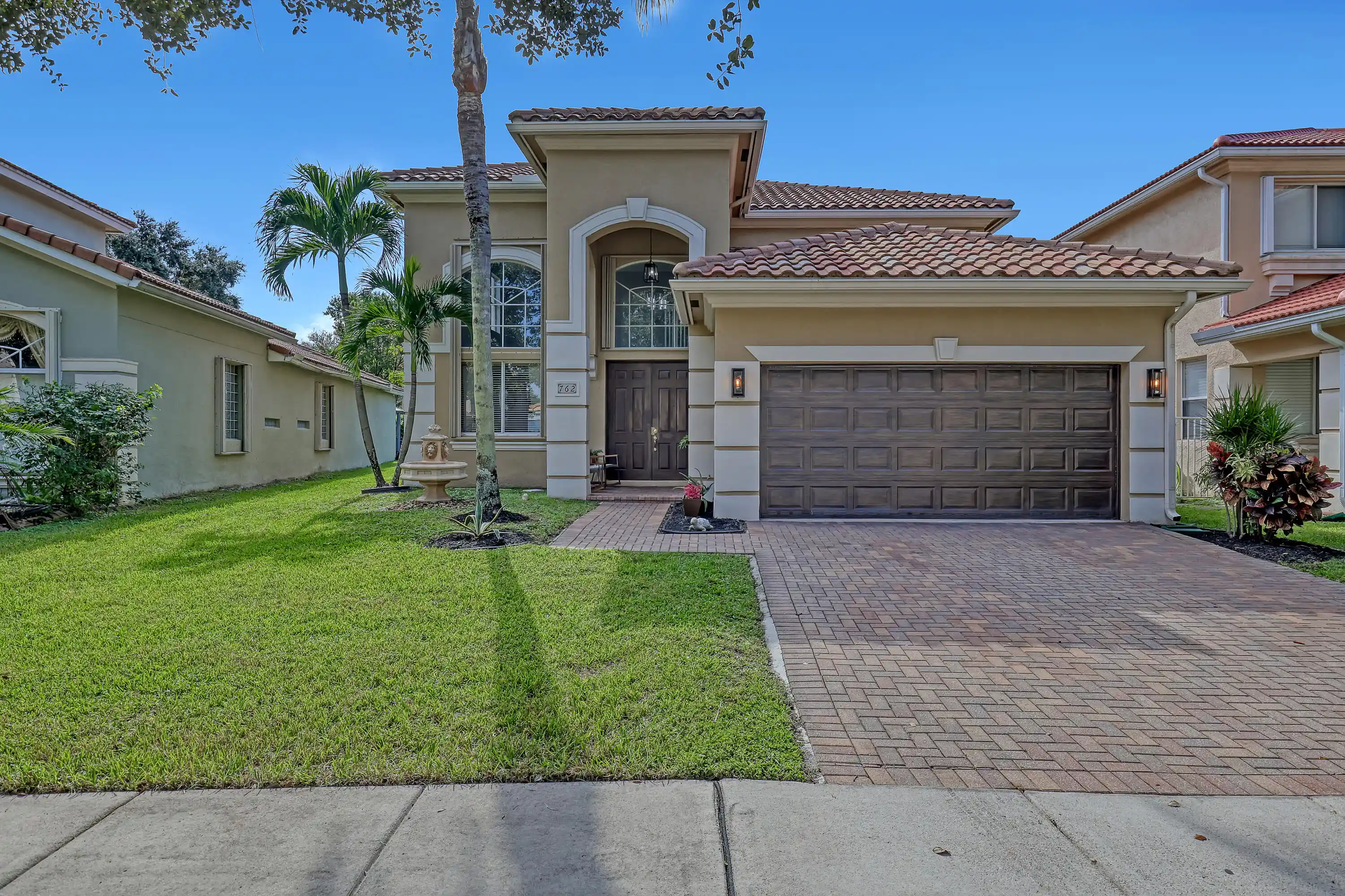 Photo 1 of Single family home for sale at 762 Gazetta Way, West Palm Beach, FL 33413 | MLS# B26092634 | Listing updated on 2026-10-30