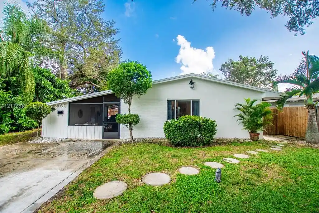 Single family home for sale at 1411 N 65th Avenue, Hollywood, FL 33024 | MLS# A12112832
