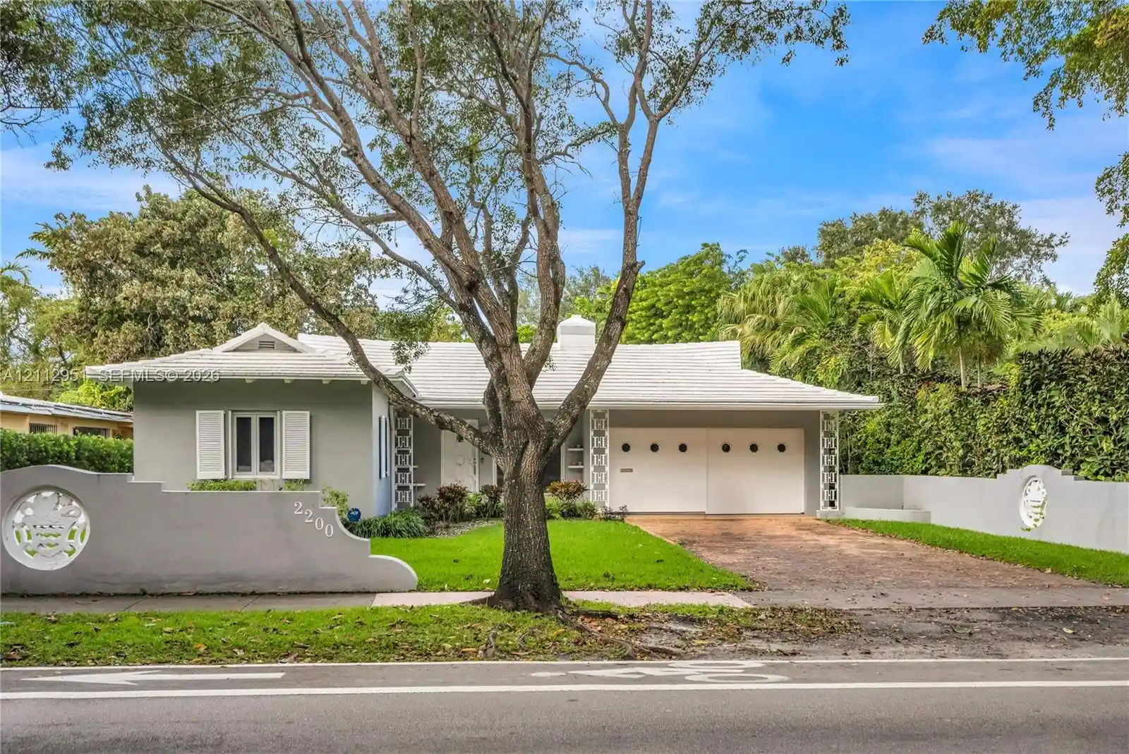 Photo 1 of Single family home for sale at 2200 Alhambra Cir, Coral Gables, FL 33134 | MLS# A12112951 | Listing updated on 2026-10-29