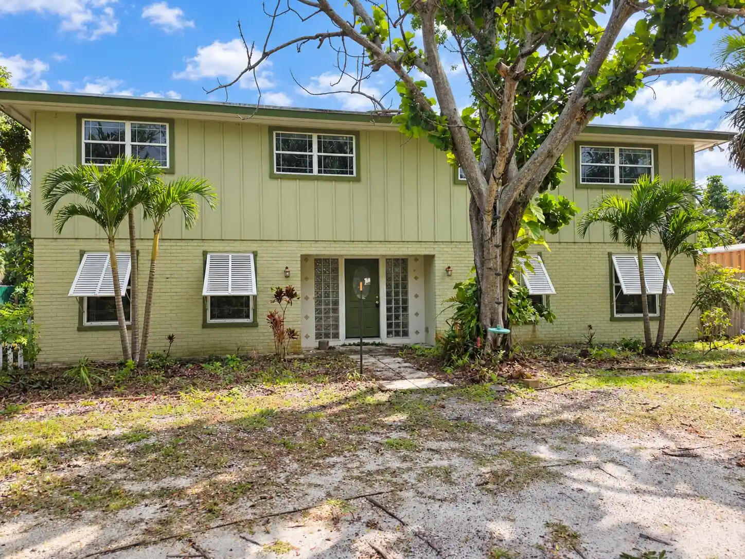 Single family home for sale at 730 13th Avenue, Vero Beach, FL 32962 | MLS# B26092955