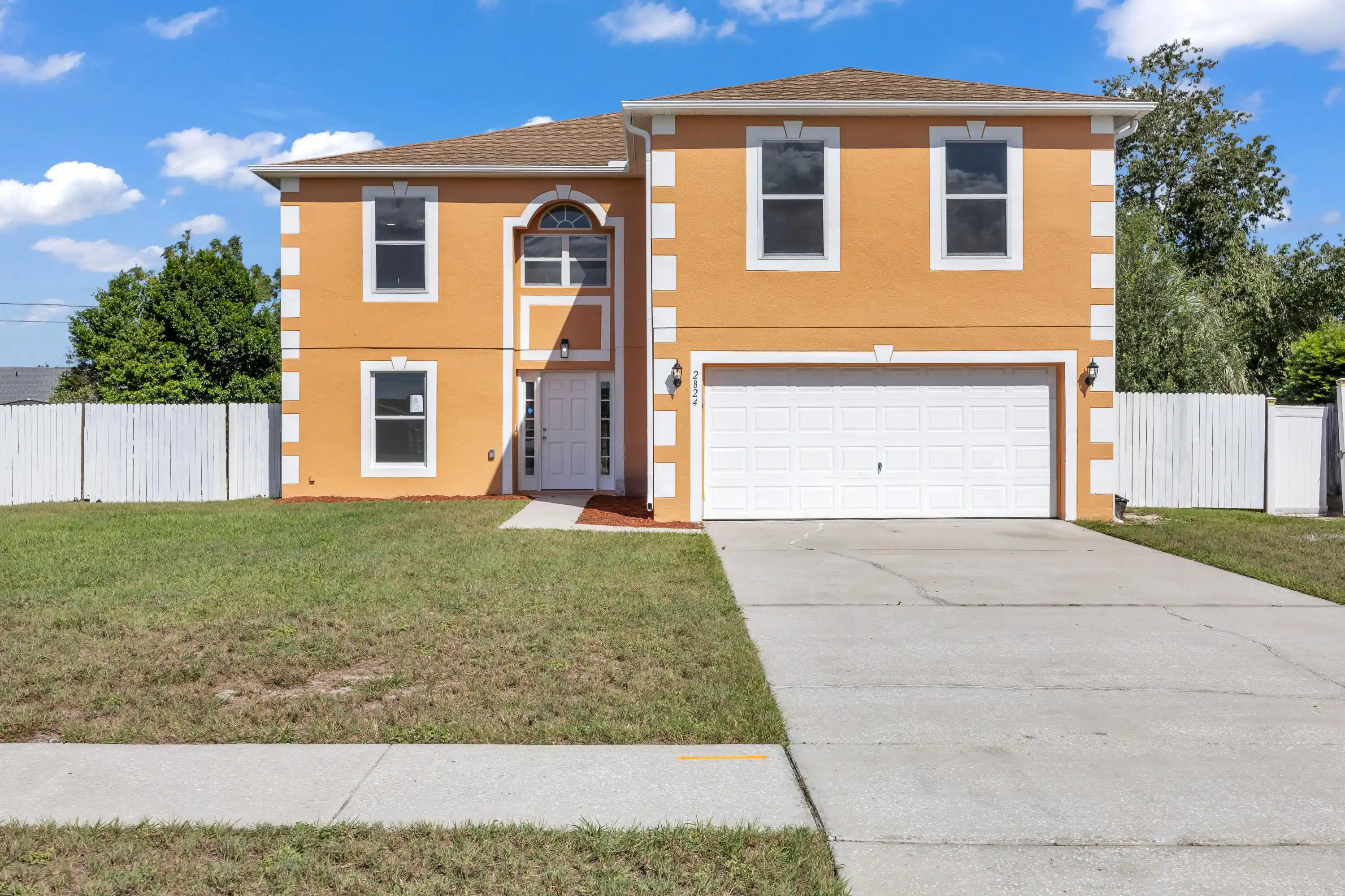 Single family home for sale at 2824 E Corrigan Dr, Deltona, FL 32738 | MLS# B26092959
