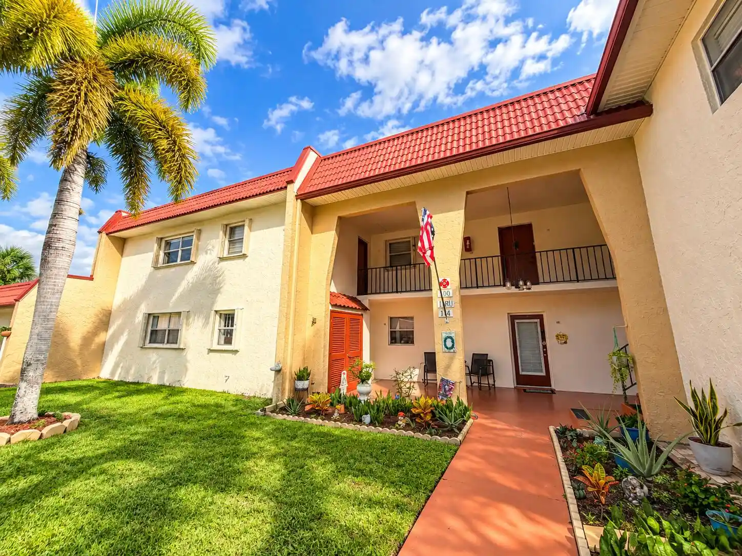 Condo for sale at 112 Lake Dora Dr, West Palm Beach, FL 33411 | MLS# B26093137