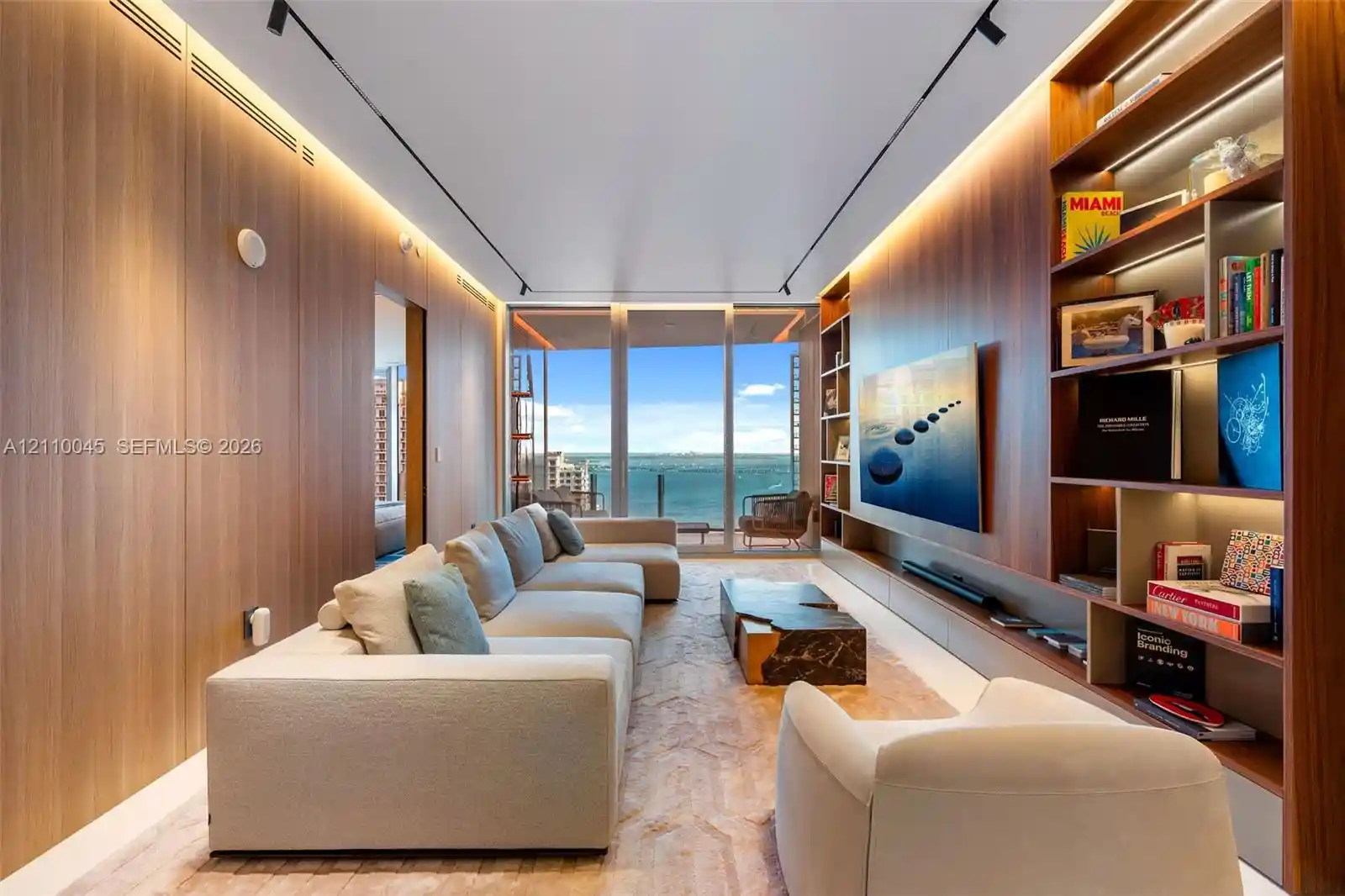Condo for sale at 300 Biscayne Blvd Way #3105W, Miami, FL 33131 | MLS# A12110045