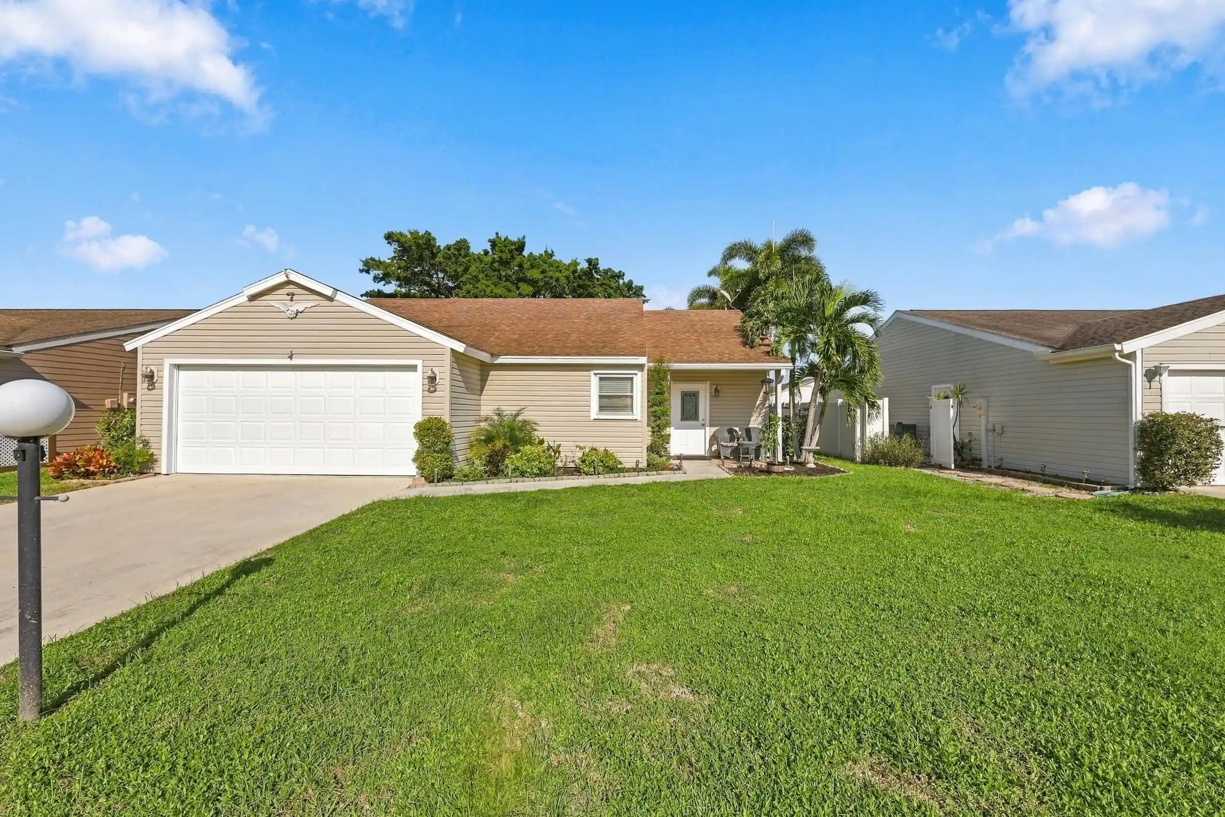 Single family home for sale at 5215 Canal Cir W, Lake Worth, FL 33467 | MLS# B26093222