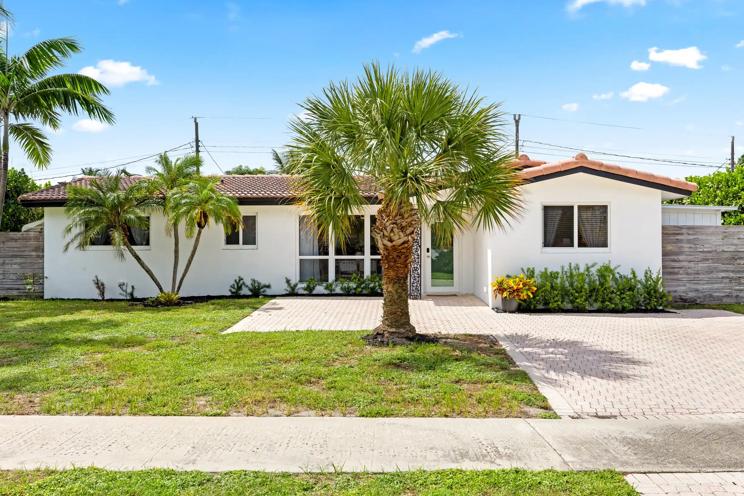 Single family home for sale at 5911 NE 21st Terrace, Fort Lauderdale, FL 33308 | MLS# B26093249