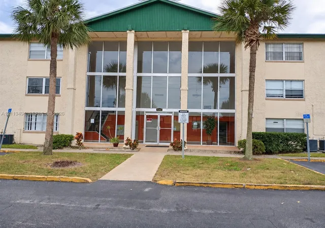 Photo 1 of Condo for sale at 1902 Honour Rd #7, Orlando, FL 32839 | MLS# A12113494 | Listing updated on 2026-10-27