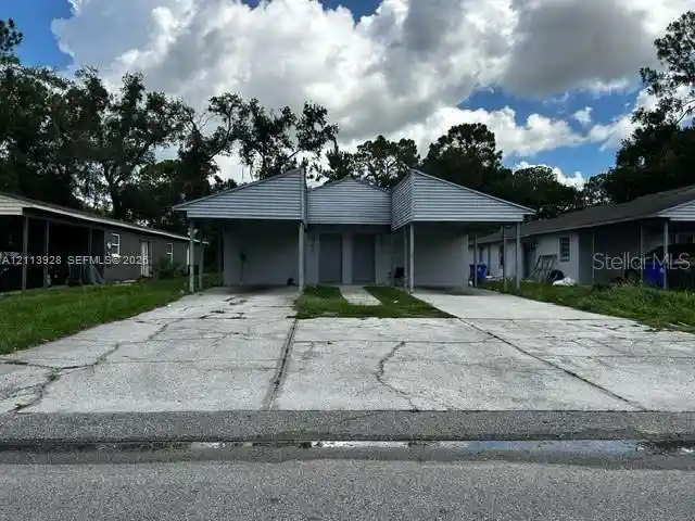 Photo 1 of Multi family home for sale at 2538 Chestnut Woods Dr, Lakeland, FL 33815 | MLS# A12113928 | Listing updated on 2026-10-28