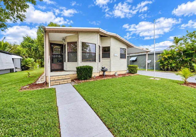 Photo 2 of Manufactured home for sale at 470 Natalie Dr, Port Saint Lucie, FL 34952 | MLS# B26093402 | Listing updated on 2026-10-30