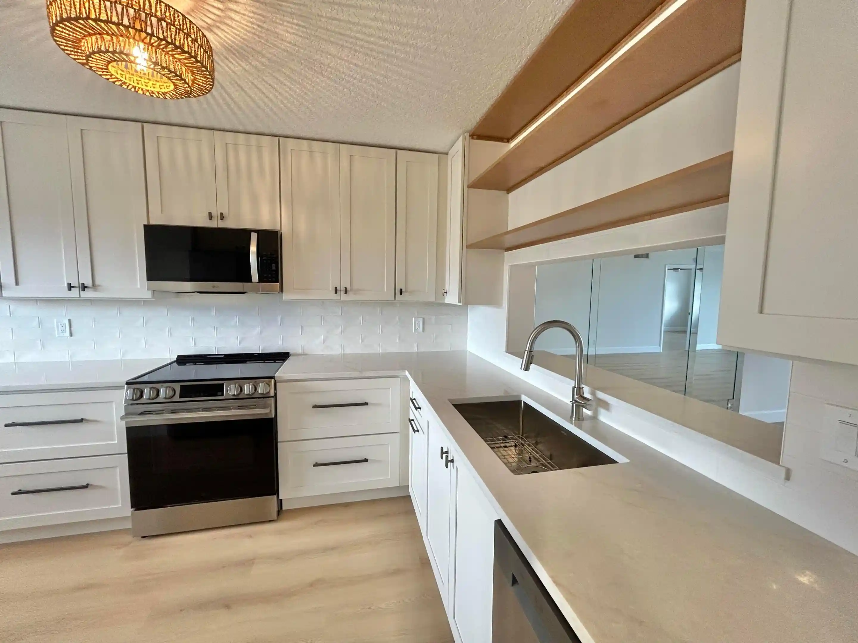 Condo for sale at 4725 Lucerne Lakes Blvd E #413, Lake Worth, FL 33467 | MLS# B26093438