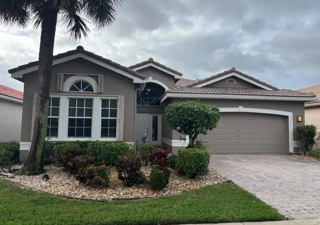 Single family home for sale at 13577 Morocca Lake Ln, Delray Beach, FL 33446 | MLS# B26093479