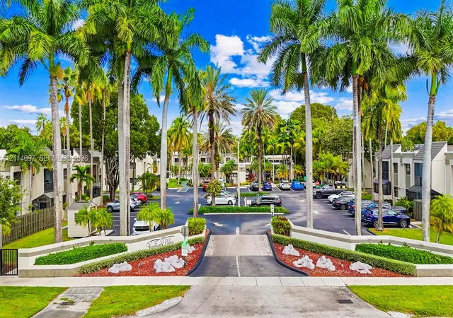 Condo for sale at 7905 SW 104th Street #206H, Miami, FL 33156 | MLS# A12114097