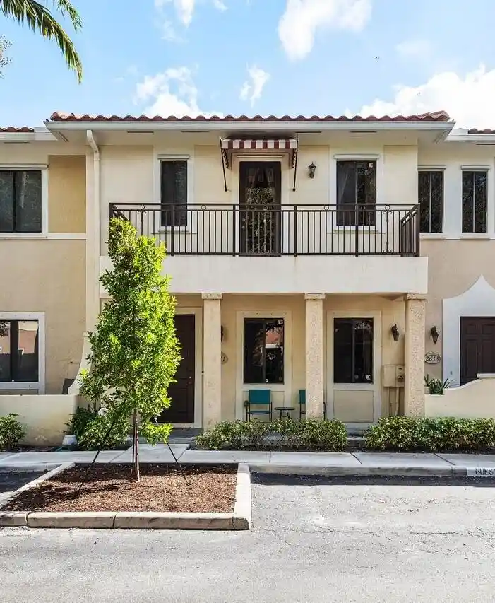 Photo 1 of Townhouse for sale at 2611 Venetian Dr, Boynton Beach, FL 33426 | MLS# B26093506 | Listing updated on 2026-10-28
