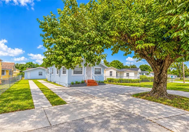 Photo 2 of House for sale at 1026 NW 33rd Avenue, Miami, FL 33125 | MLS# A12114221 | Listing updated on 2026-10-28