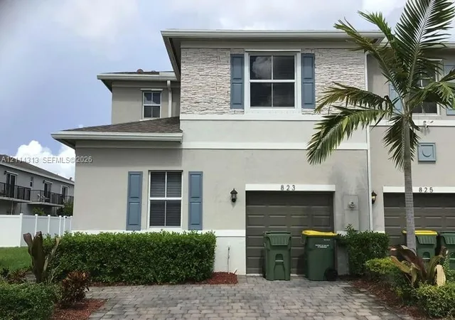Townhouse for sale at 823 SE 17th Street, Homestead, FL 33034 | MLS# A12114313