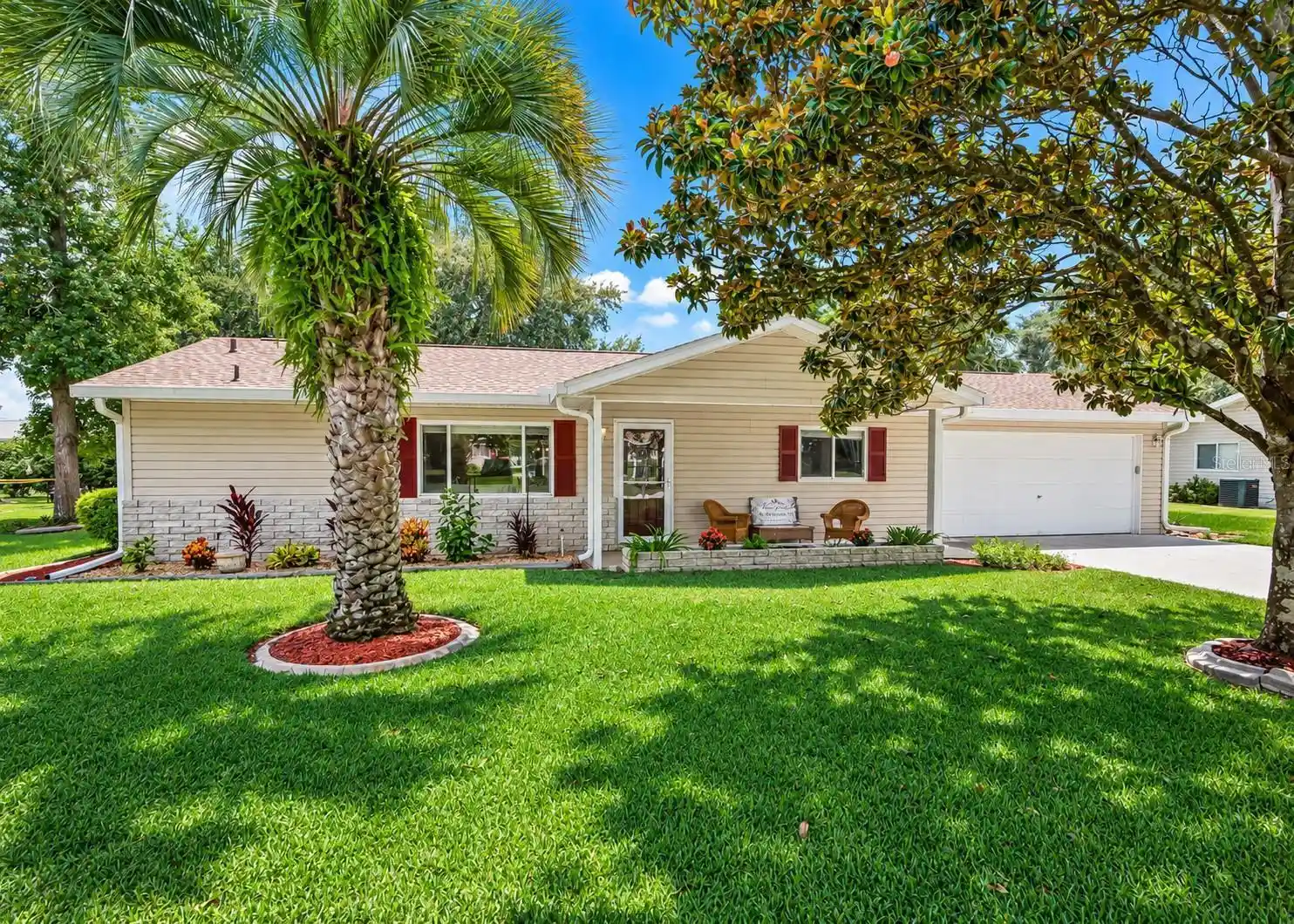 Single family home for sale at 17760 SE 108th Avenue, Summerfield, FL 34491 | MLS# B26093681