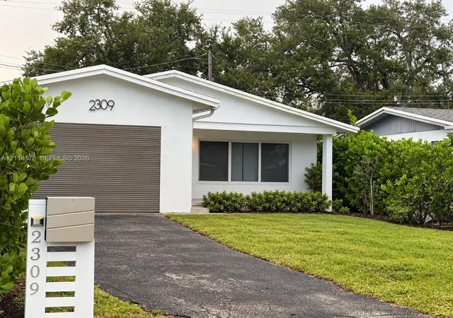 Single family home for sale at 2309 Cody St, Hollywood, FL 33020 | MLS# A12114170 | Listing updated on 2026-10-28