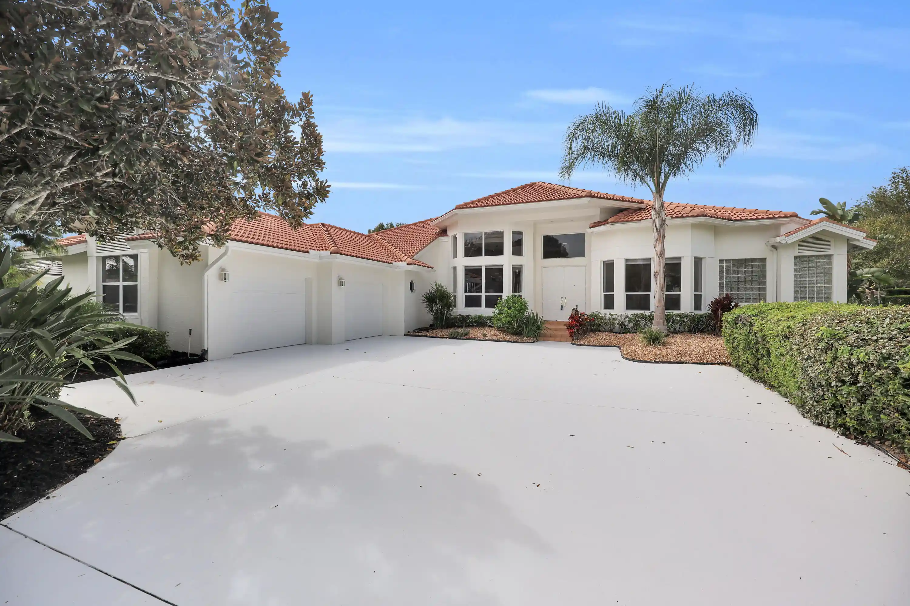 Photo 1 of Single family home for sale at 8004 Plantation Lakes Dr, Port Saint Lucie, FL 34986 | MLS# B26093757 | Listing updated on 2026-10-30