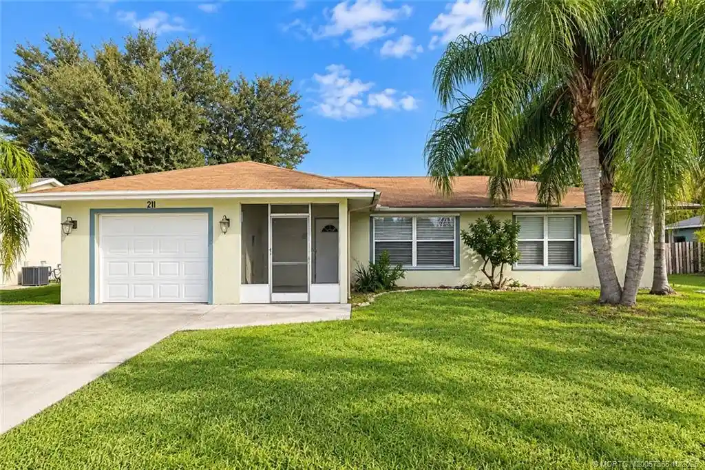 Photo 1 of Single family home for sale at 211 Se Sims Cir, Port Saint Lucie, FL 34984 | MLS# M20057365 | Listing updated on 2026-10-28