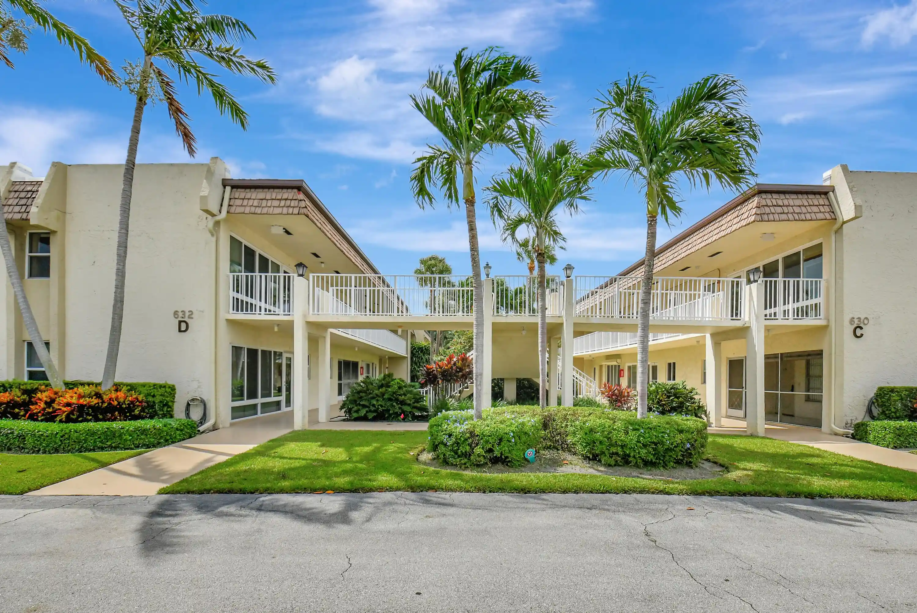 Photo 1 of Condo for sale at 632 Snug Harbor Dr #D13, Boynton Beach, FL 33435 | MLS# B26093782 | Listing updated on 2026-10-29