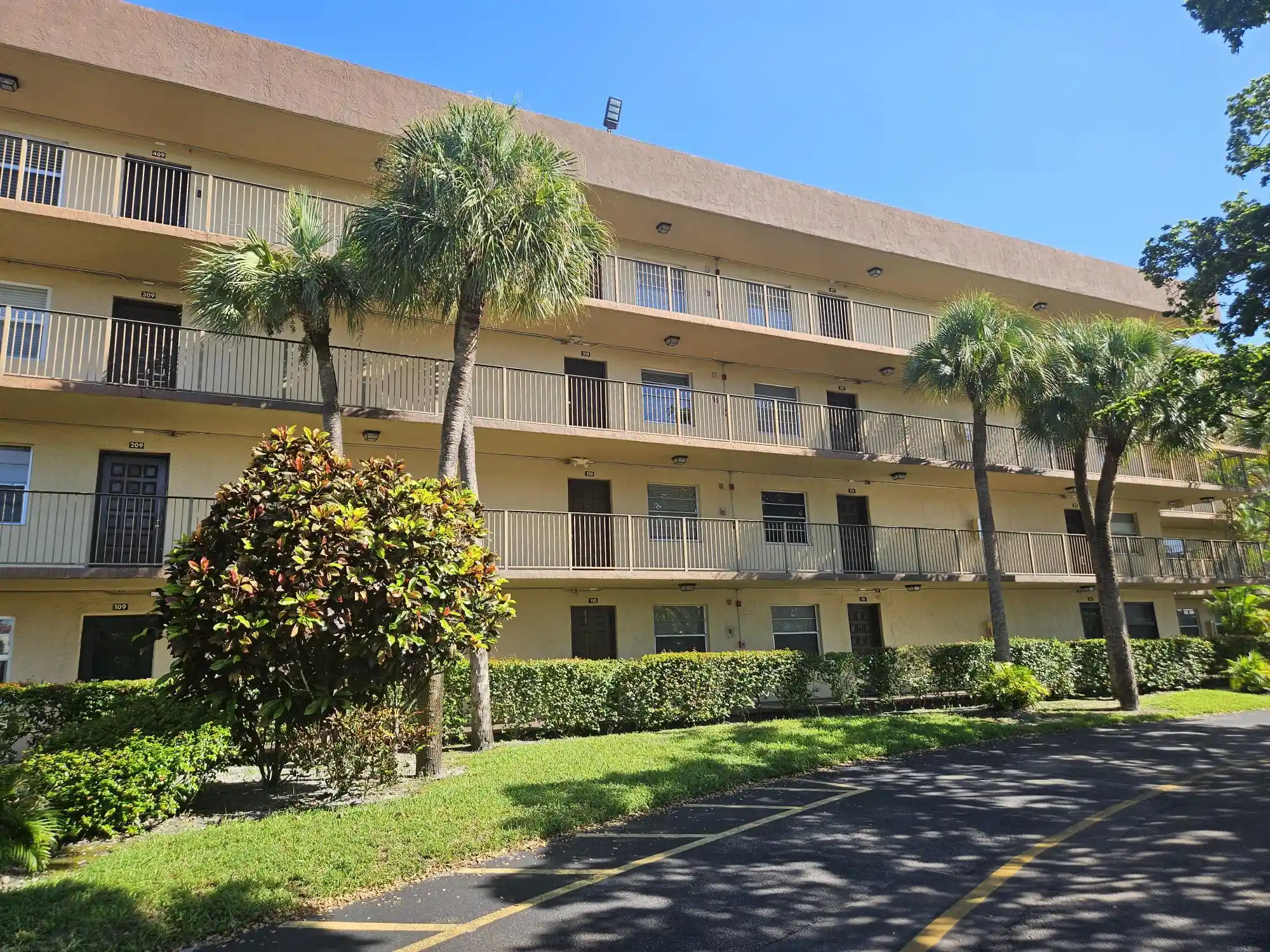 Condo for sale at 3121 NW 47th Terrace #210, Lauderdale Lakes, FL 33319 | MLS# B26093784