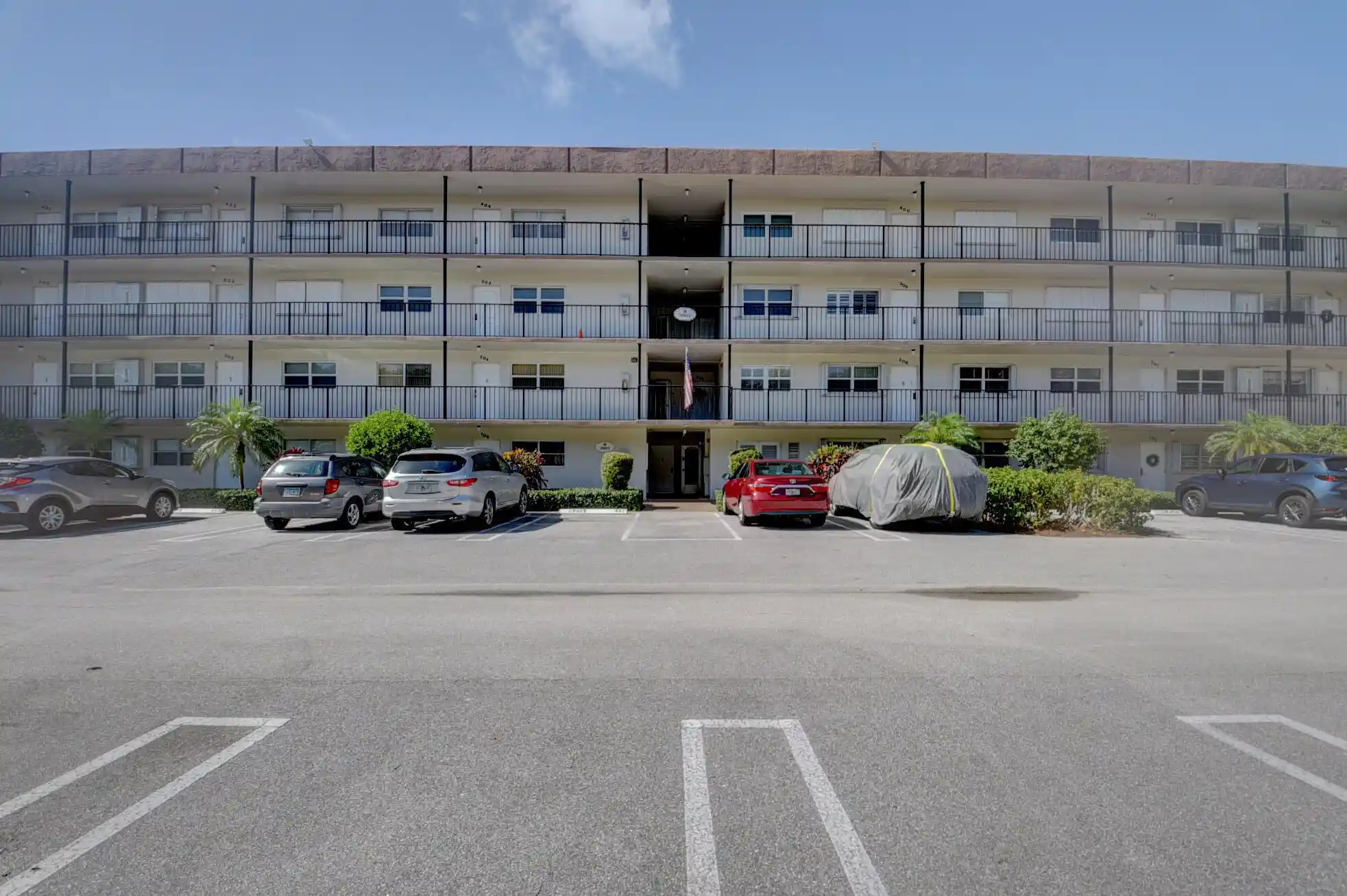 Condo for sale at 2002 S Federal Hwy #408, Boynton Beach, FL 33435 | MLS# B26093820