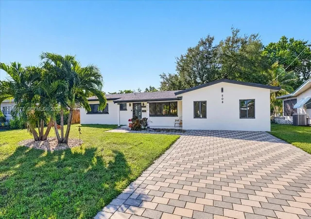 Photo 1 of Single family home for sale at 508 Nw 30th Court, Wilton Manors, FL 33311 | MLS# A12113973 | Listing updated on 2026-10-30