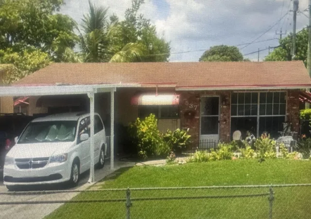 Single family home for sale at 537 NW 17th Avenue, Fort Lauderdale, FL 33311 | MLS# B26093873