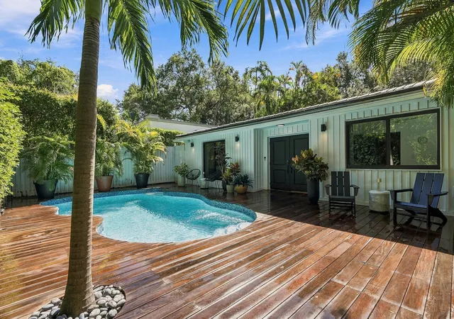 Photo 1 of Single family home for sale at 4140 Pamona Ave, Miami, FL 33133 | MLS# B26093961 | Listing updated on 2026-10-29