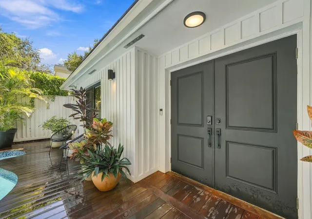 Photo 1 of Single family home for sale at 4140 Pamona Ave, Miami, FL 33133 | MLS# B26093961 | Listing updated on 2026-10-29