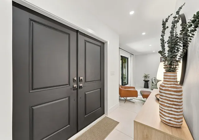 Photo 2 of Single family home for sale at 4140 Pamona Ave, Miami, FL 33133 | MLS# B26093961 | Listing updated on 2026-10-29