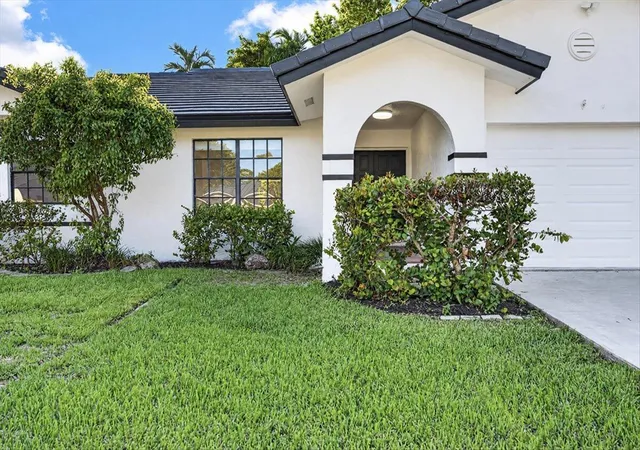 Photo 3 of Single family home for sale at 16020 SW 153rd Avenue, Miami, FL 33187 | MLS# B26093984 | Listing updated on 2026-10-29