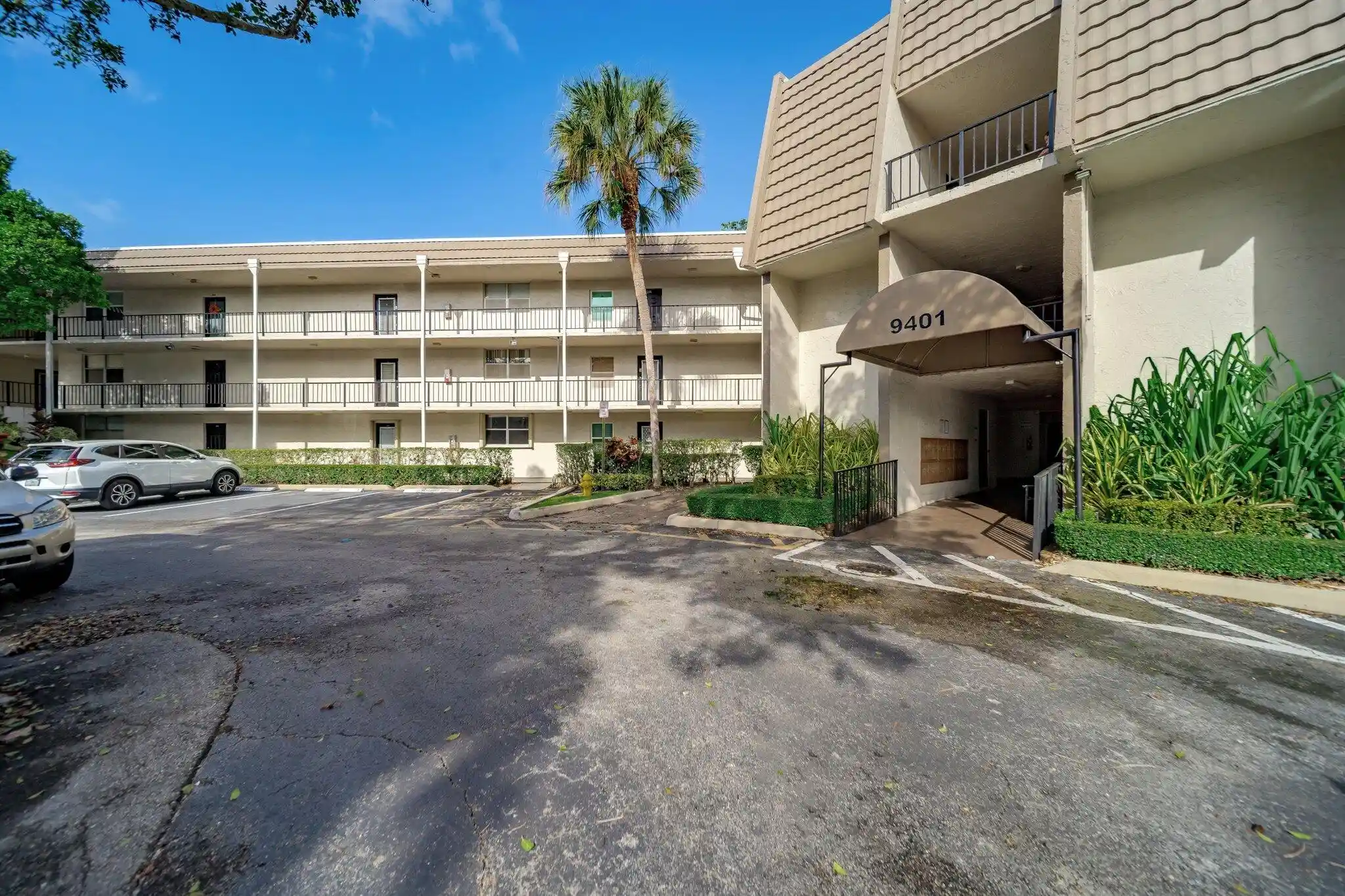 Condo for sale at 9401 Lime Bay Blvd #205, Tamarac, FL 33321 | MLS# B26094000