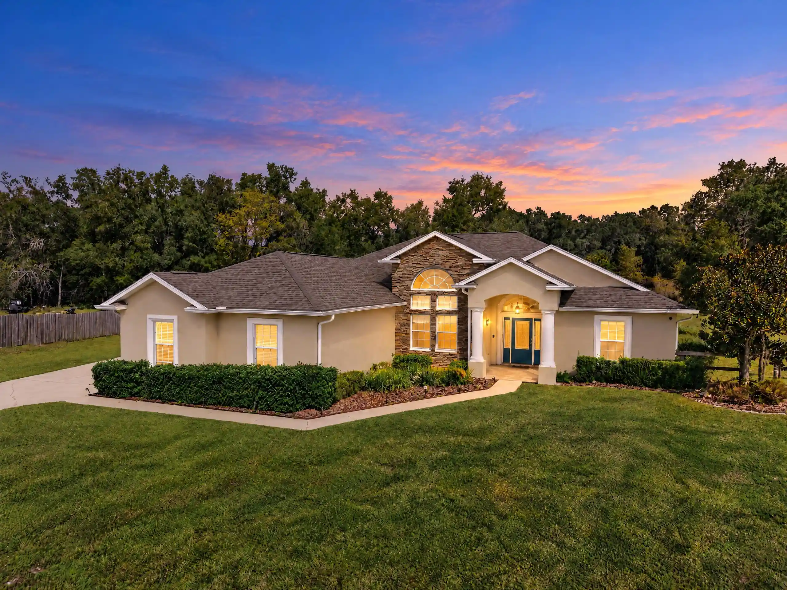 Single family home for sale at 340 NW 113th Circle, Ocala, FL 34482 | MLS# B26094018