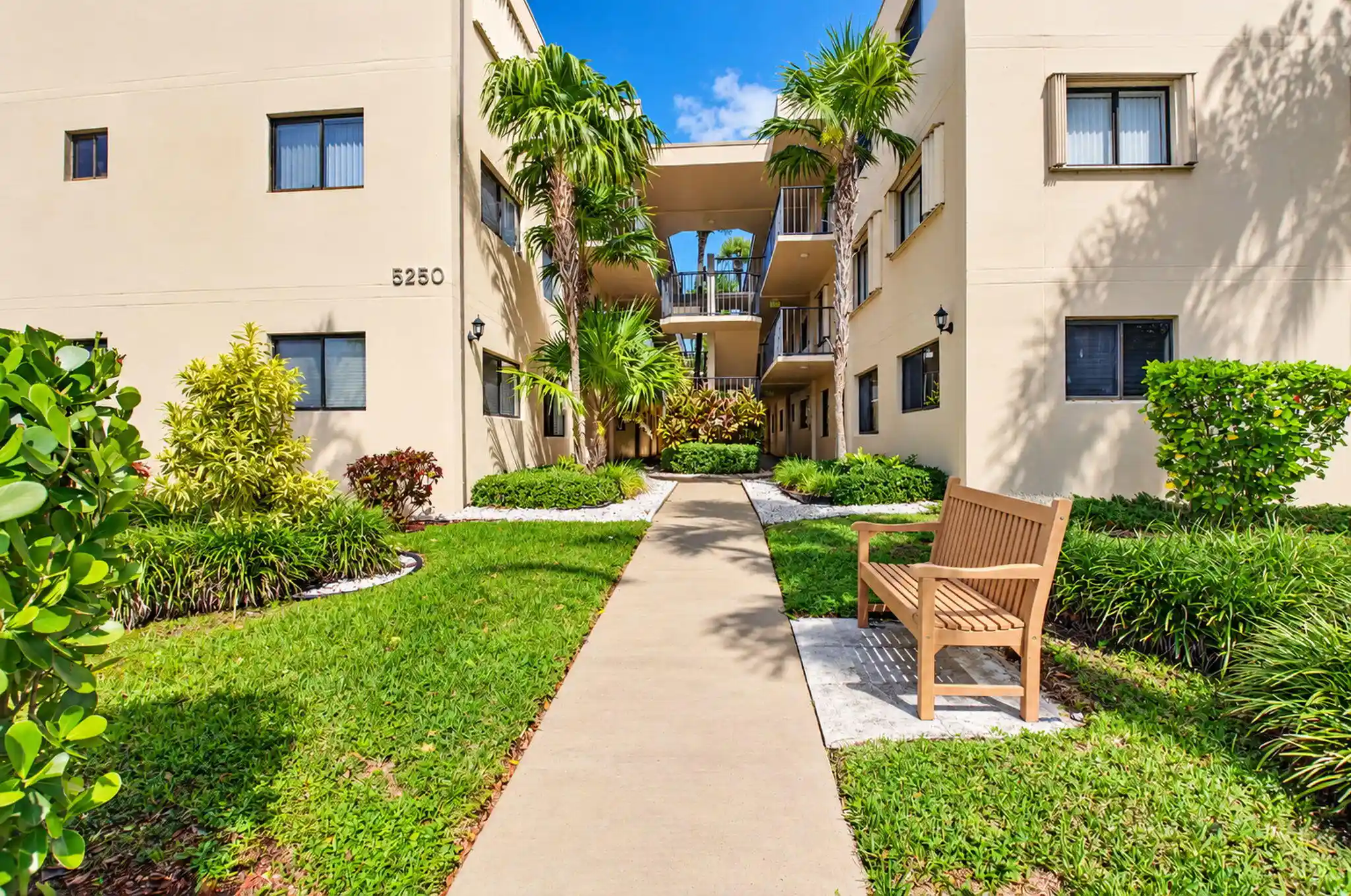 Condo for sale at 5250 Las Verdes Cir #314, Delray Beach, FL 33484 | MLS# B26094024