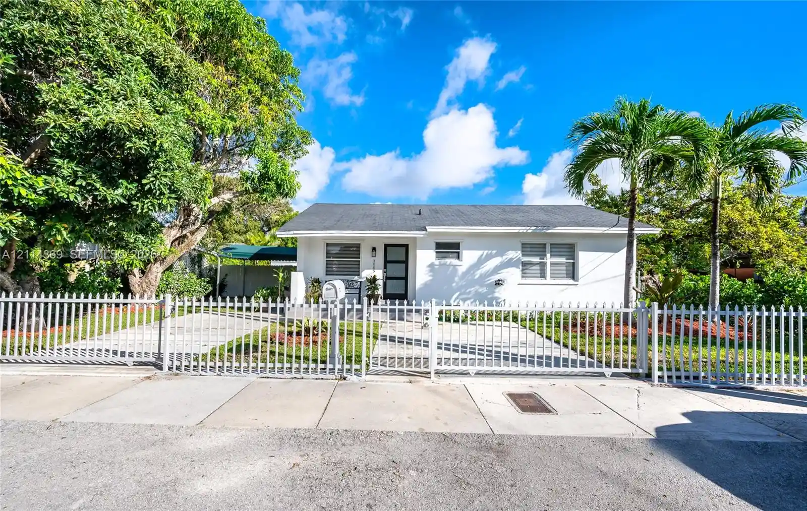 Photo 1 of Single family home for sale at 3005 Sw 24th Terrace, Miami, FL 33145 | MLS# A12114369 | Listing updated on 2026-10-29