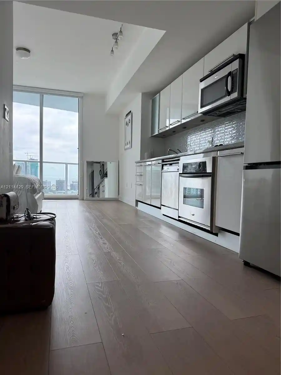 Condo for sale at 185 SW 7th Street #3406, Miami, FL 33130 | MLS# A12114129