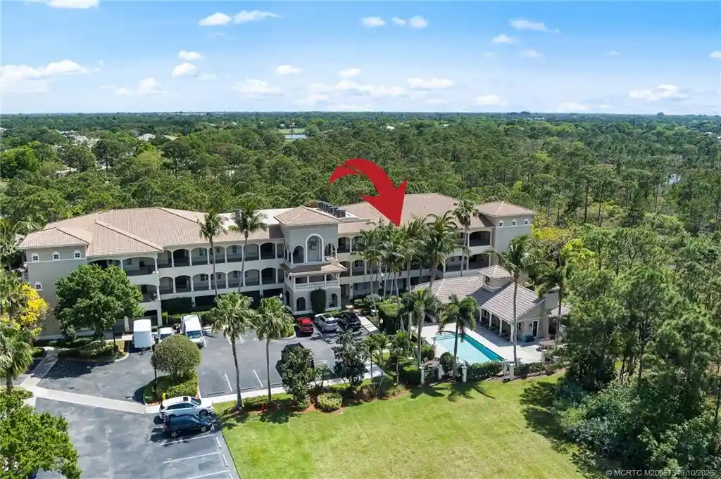 Condo for sale at 960 SE Willoughby Tr, Stuart, FL 34997 | MLS# M20057349