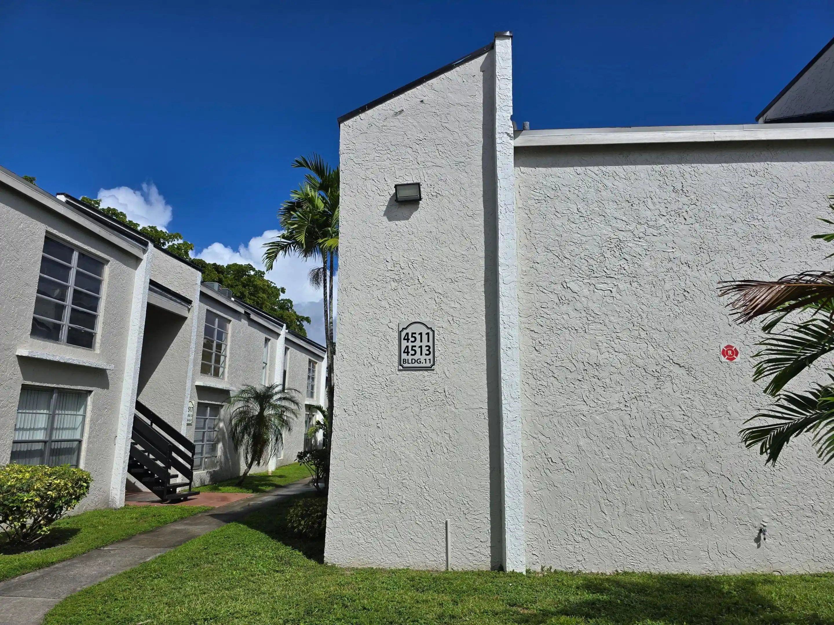 Condo for sale at 4511 Treehouse Ln #E, Tamarac, FL 33319 | MLS# B26094198