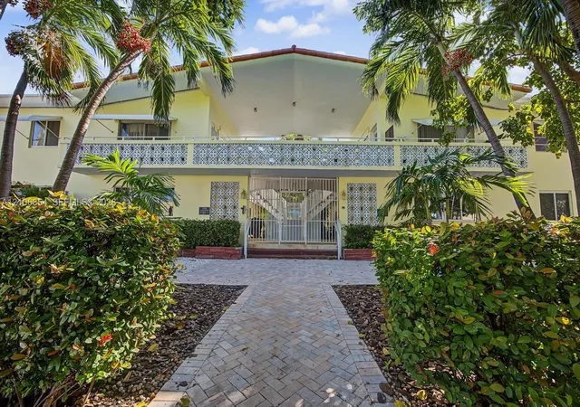 Condo for sale at 659 Meridian Ave #7, Miami Beach, FL 33139 | MLS# A12106854