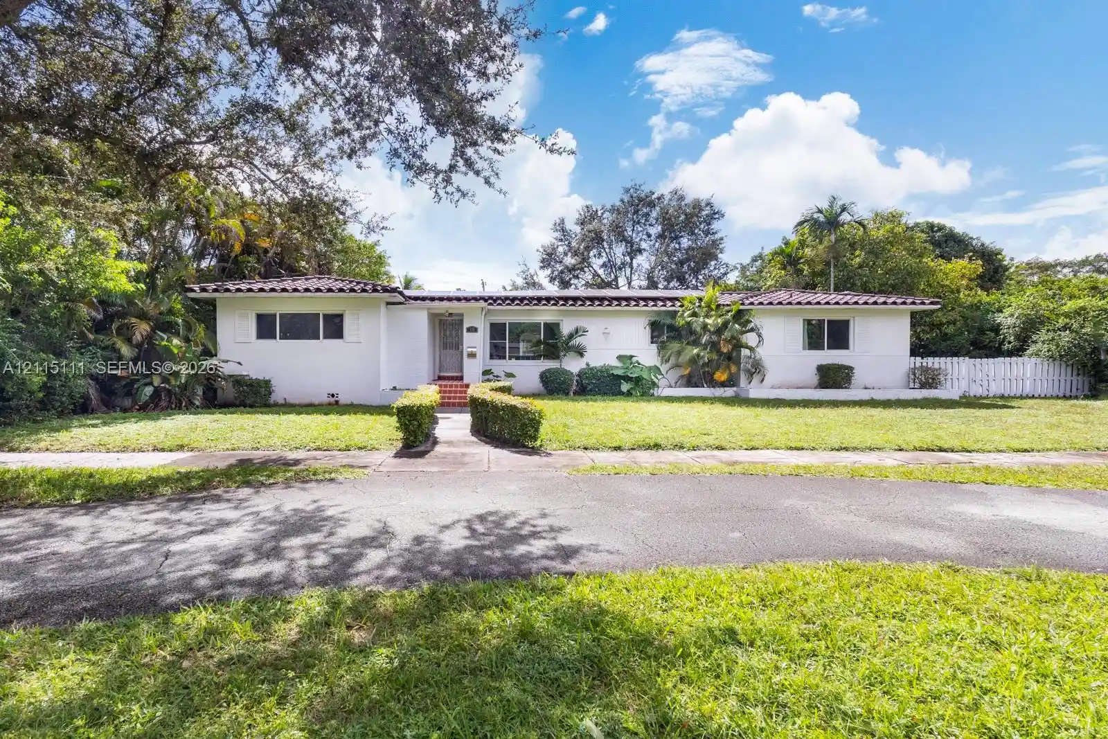 Photo 1 of Single family home for sale at 170 Nw 105th Street, Miami Shores, FL 33150 | MLS# A12115111 | Listing updated on 2026-10-30