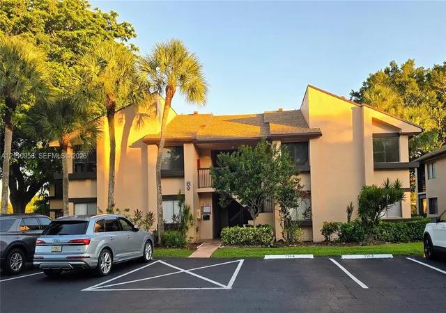 Condo for sale at 2120 SW 94th Terrace #404, Davie, FL 33324 | MLS# A12110956